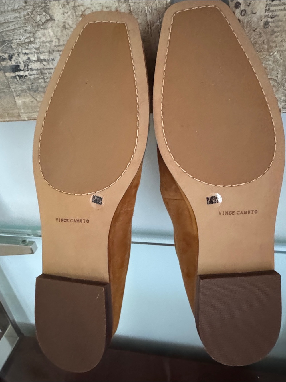 NWOT Vince Camuto Suede Loafers Size 39.5 - Picture 5 of 9